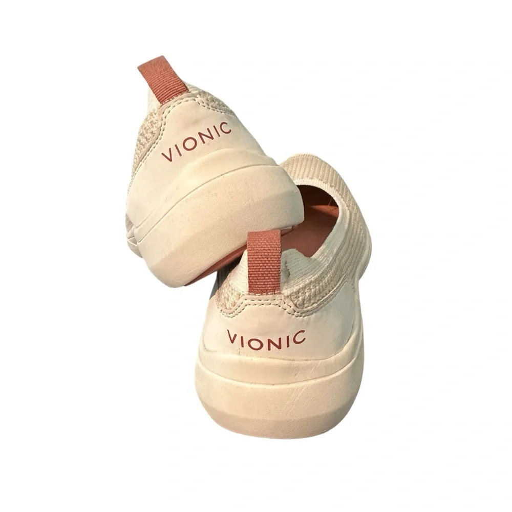 Vionic Kallie Woman's‎ 6M Ivory Slip On Knit Sporty Comfort Shoe